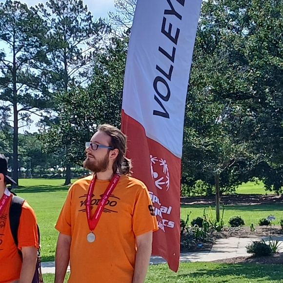 HOST FLYER Support your host and show some love ❤️ Please share this out - Picture 7 of 17